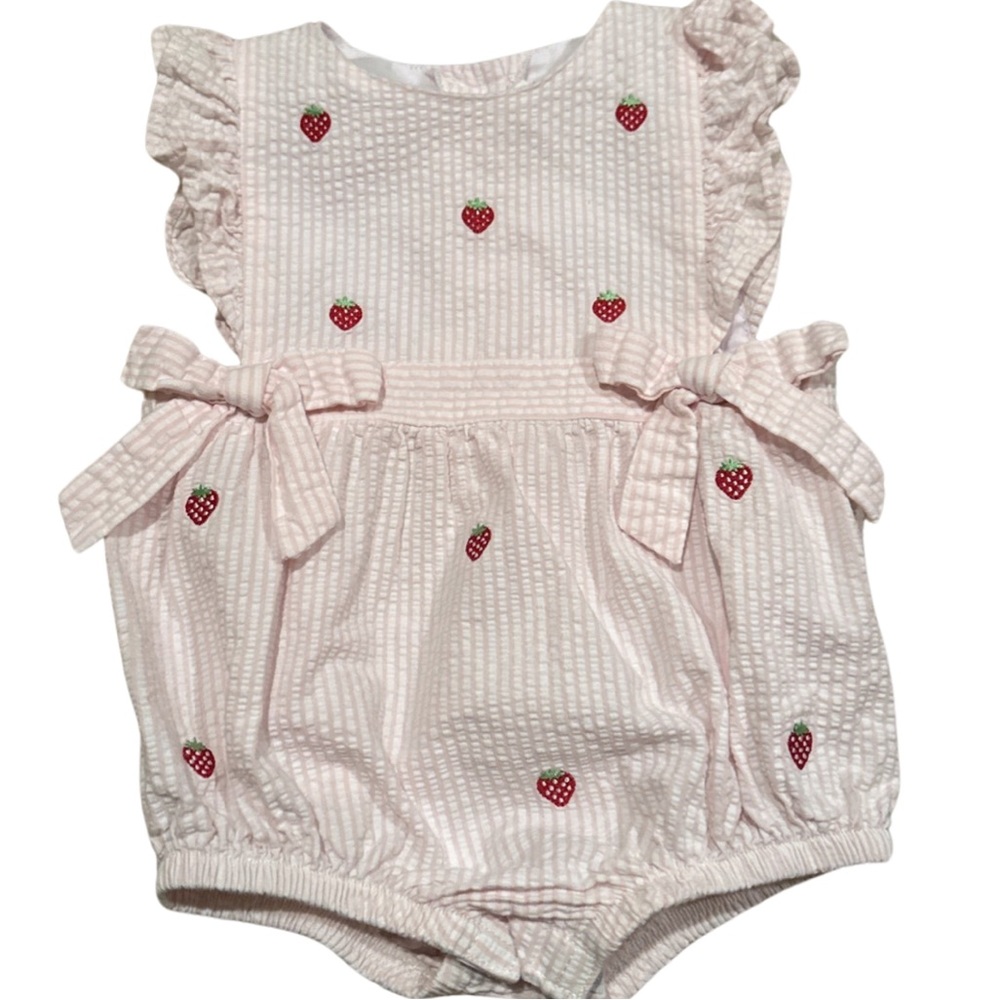 Light pink strawberry 🍓 onesie